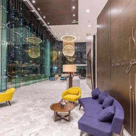 Hilton Garden Inn Hong Kong Mongkok Exteriör bild