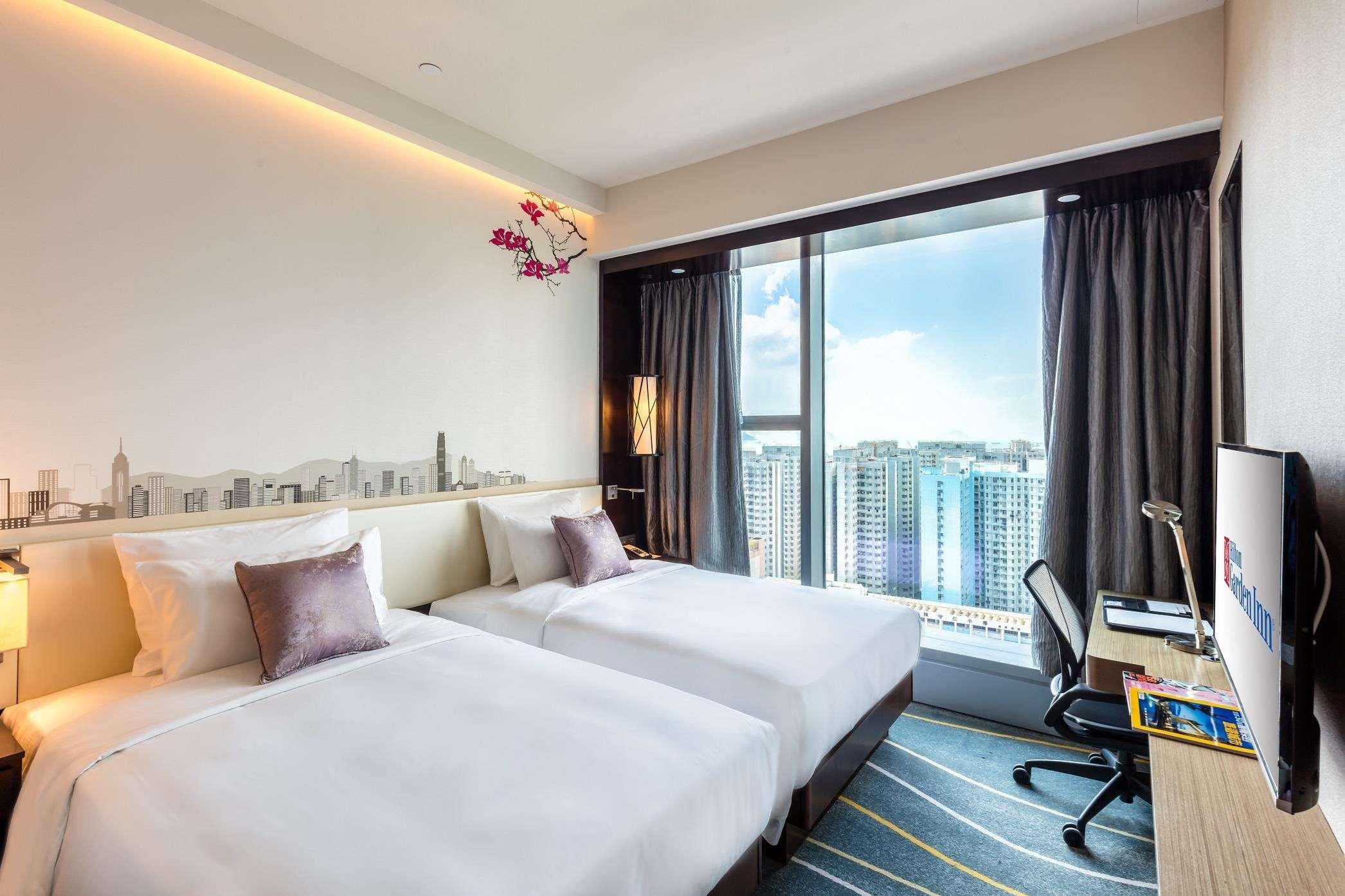 Hilton Garden Inn Hong Kong Mongkok Exteriör bild