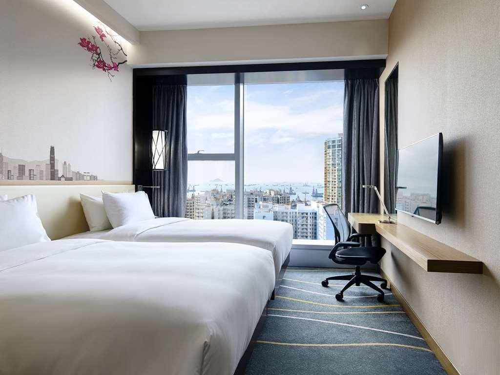 Hilton Garden Inn Hong Kong Mongkok Exteriör bild