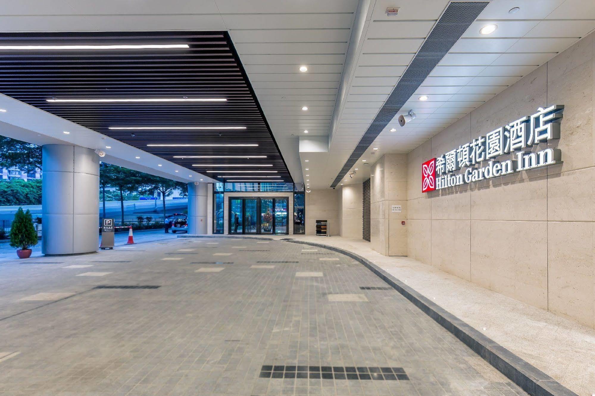 Hilton Garden Inn Hong Kong Mongkok Exteriör bild